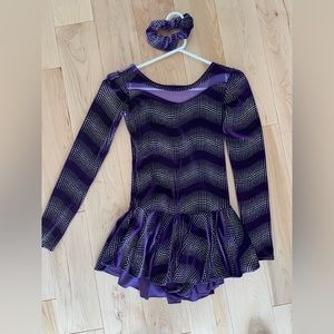 Mondor Figure Skating Dress Adult Medium Purple Velvet long sleeve
